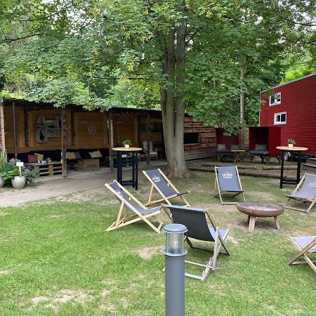 Tiny House Ems Im Pier9 Tiny House Hotel Hamm  Extérieur photo