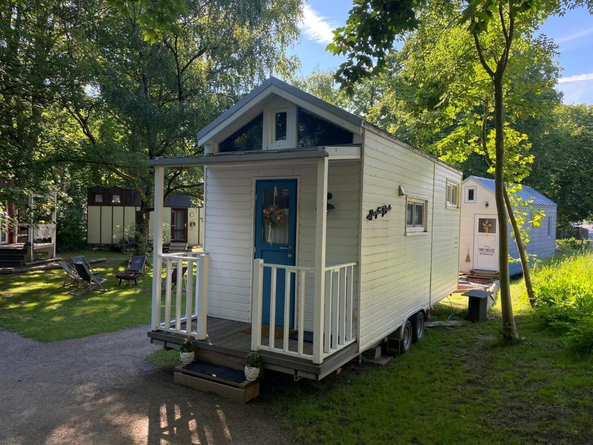 Tiny House Ems Im Pier9 Tiny House Hotel Hamm  Extérieur photo