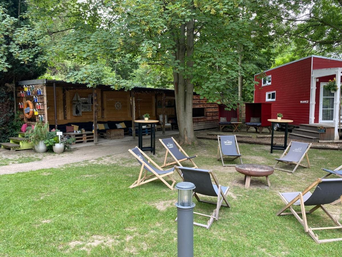 Tiny House Ems Im Pier9 Tiny House Hotel Hamm  Extérieur photo